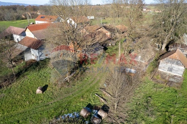 Seosko imanje  Bratina, Kupinec