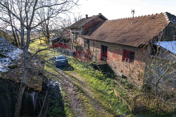 Seosko imanje  Bratina, Kupinec