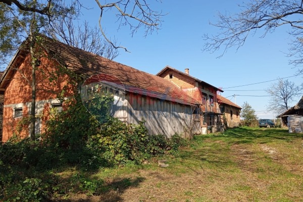 Seosko imanje  Bratina, Kupinec