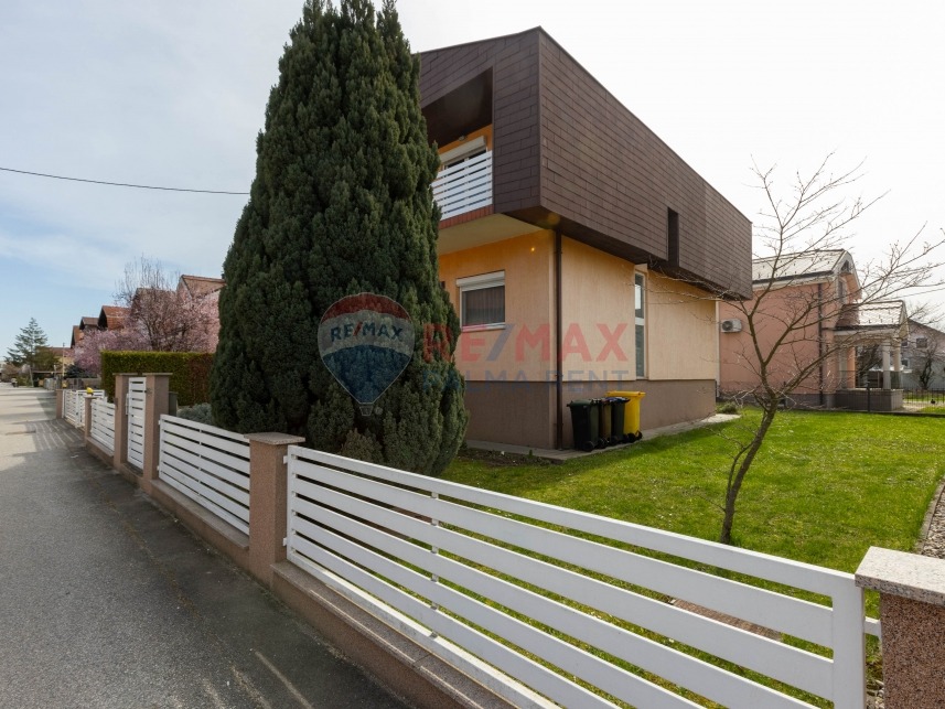Palma rent mg 2753