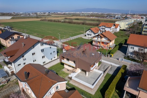 Kuća Zagreb Veliko Polje 335 m2