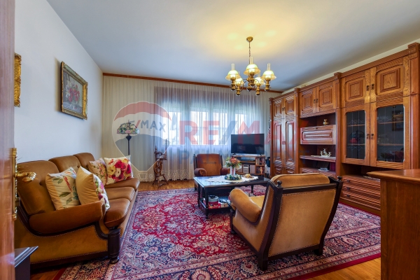 Kuca, Zagreb, Donji Bukovac 380m2