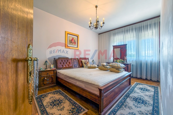 Kuca, Zagreb, Donji Bukovac 380m2