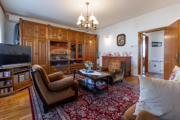 Kuca, Zagreb, Donji Bukovac 380m2