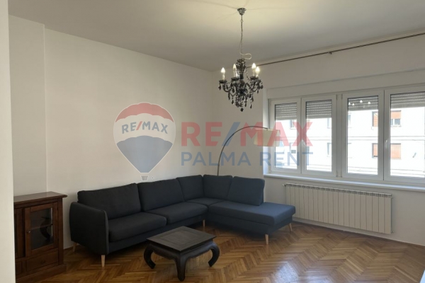 Stan Zagreb 75 m2