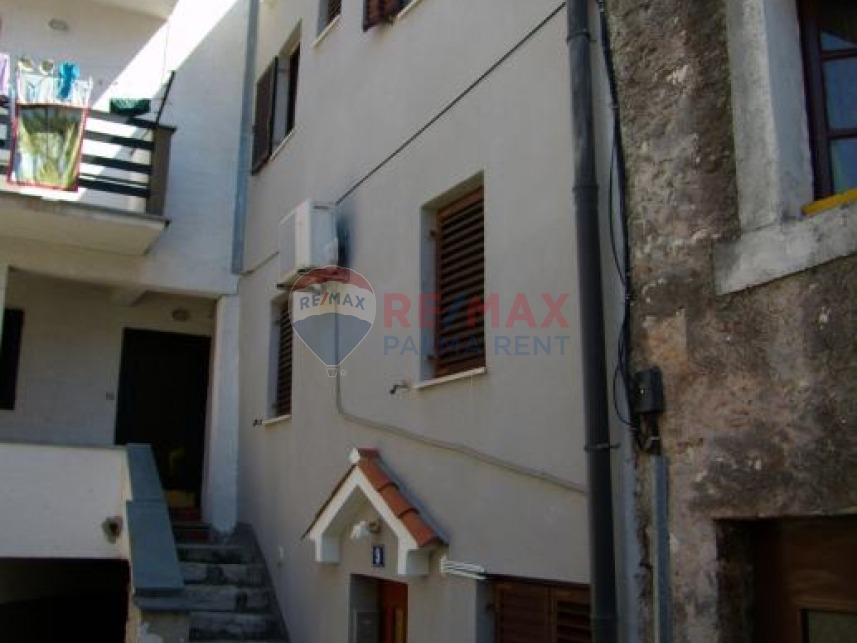 Palma rentTisno-potpuno-komforna-kuca-odmor-03