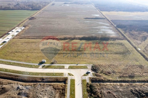 Građevinsko zemljište, Ivanić-Grad, 15549 m2
