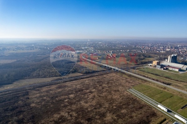Građevinsko zemljište, Ivanić-Grad, 15549 m2